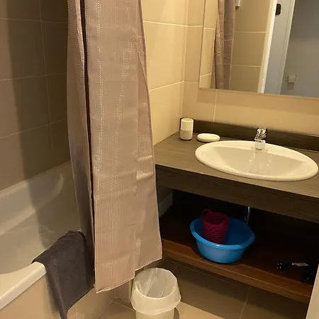 A Gourette, 6 Pers, Balcon, Animaux Admis - Fr-1-860-37 Eaux-Bonnes